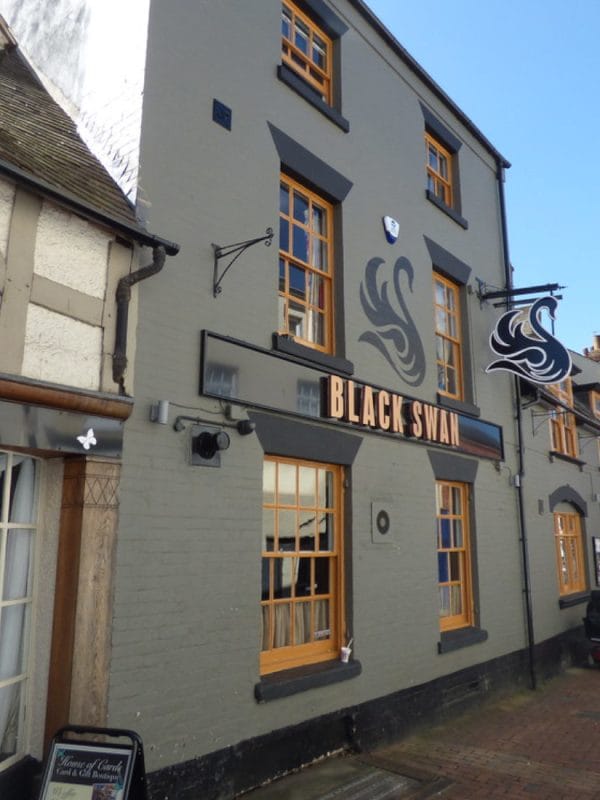 The Black Swan pub in Rugby – historic local venue in Warwickshire town centre